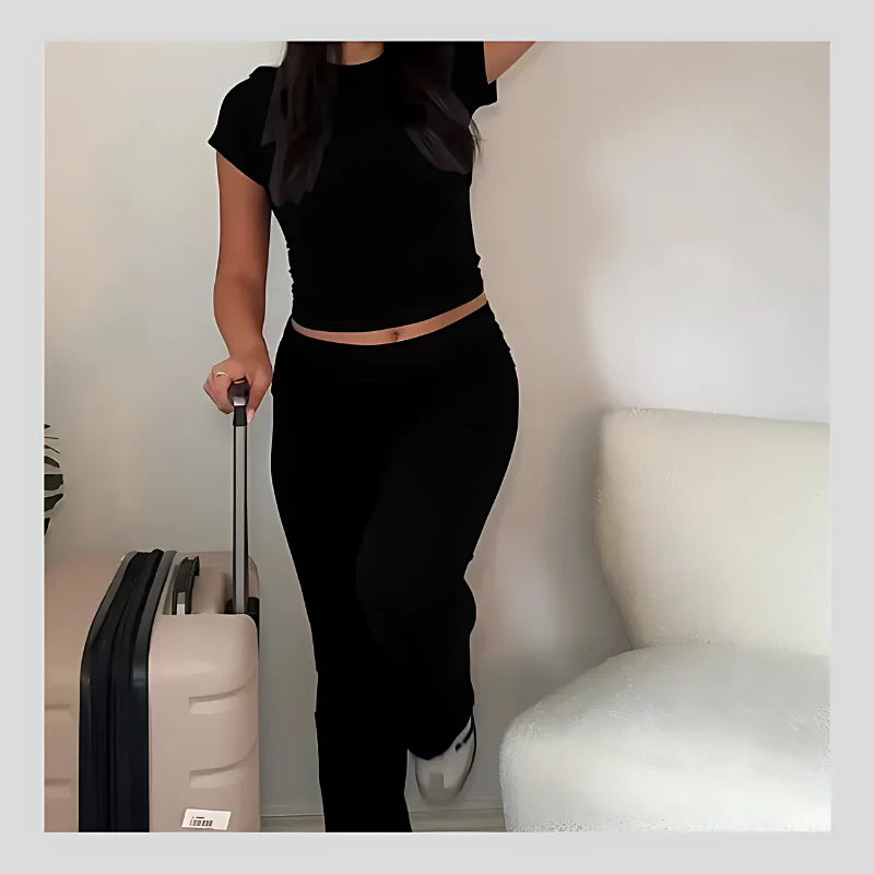 The CozyFit™ Set: Stay Chic and Comfortable, Wherever You Are