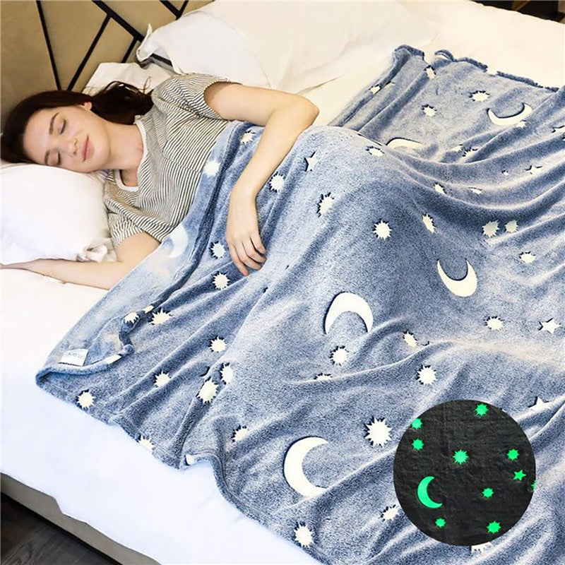 Glowing and snugly blanket for kids