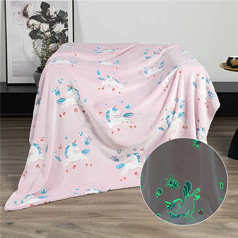 Glowing and snugly blanket for kids