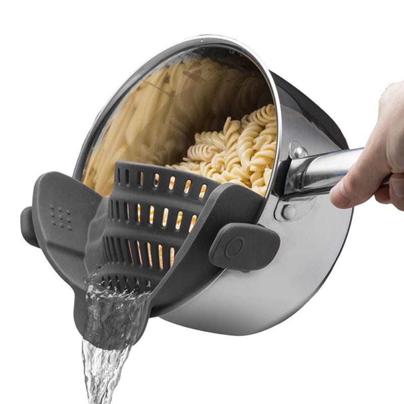 Silicone kitchen strainer