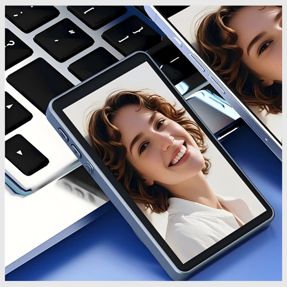 VlogCam™ – MagSafe Selfie Monitor