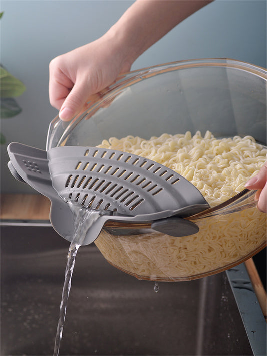 Silicone kitchen strainer